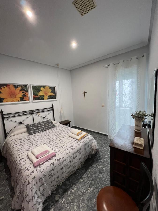 Torreperea- Piso Completo Villa Jaén Buitenkant foto